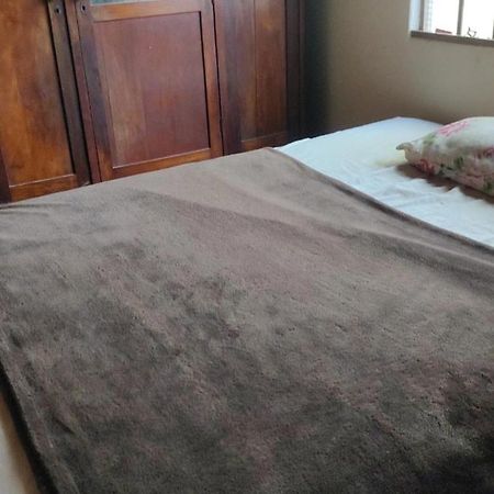Pe De Pitanga - Unica Casa Arborizada Do Quarteirao Com Arvores Frutiferas Maringa Ngoại thất bức ảnh